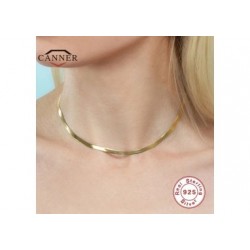 collier au cou